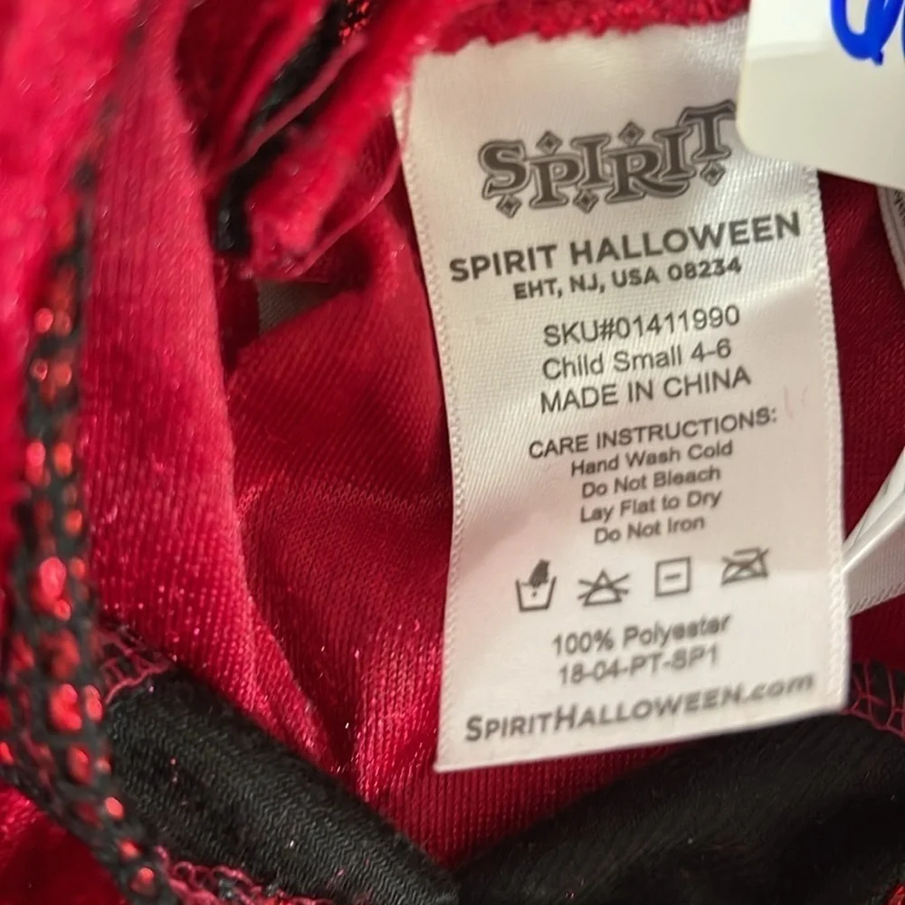 Spirit Halloween devil costume youth 4/6